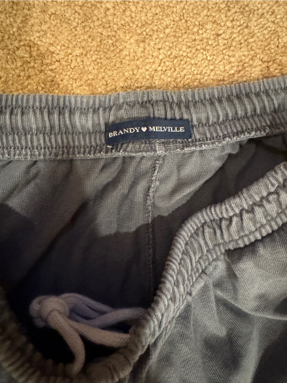 Brandy Melville Anastasia Sweatpants - Dark Ash - Picture 3 of 4